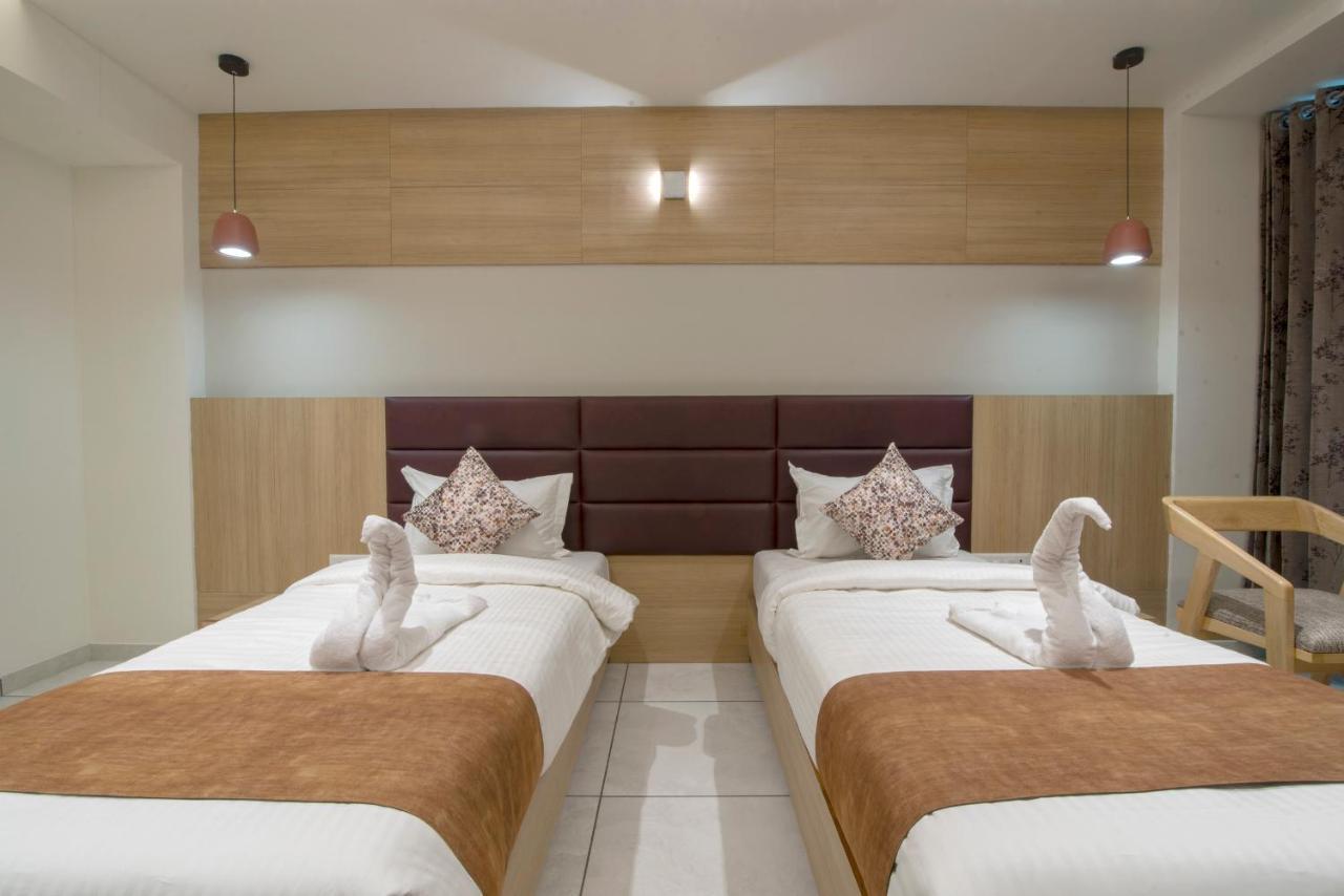Hotel Silvera Grand Ahmedabad Exterior foto